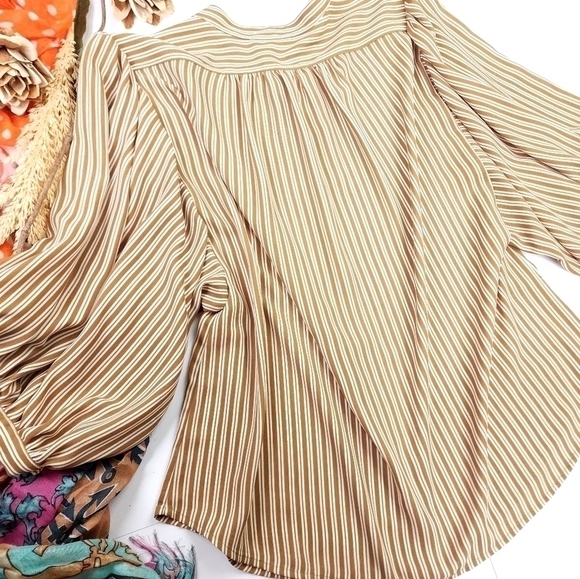 🔴 Calvin Klein Camel Tan Cream Striped Bubble Sleeve Top Sz M - Picture 10 of 11